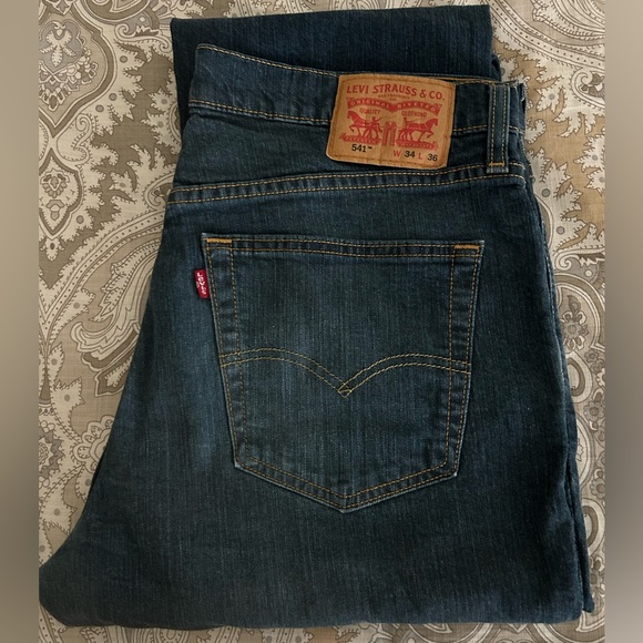 Men’s Levi’s 541 Athletic Tapered Jean size 34X36 - Picture 1 of 5